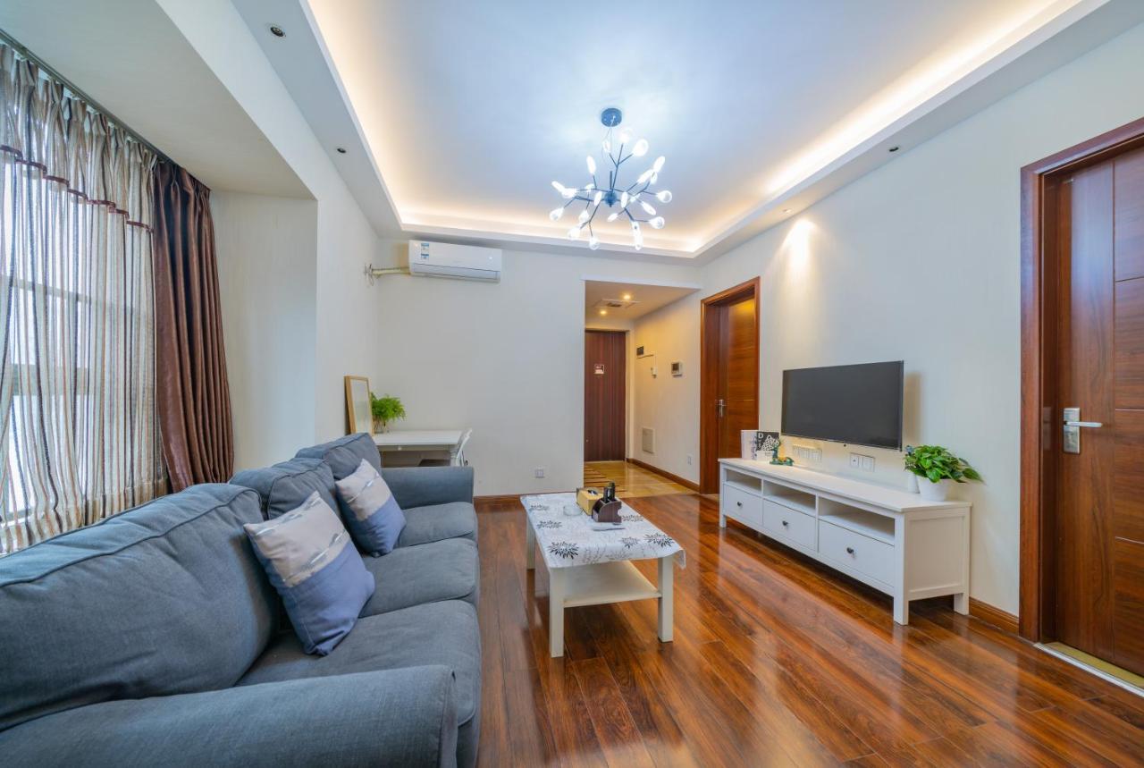 Yue Ke Apartment - Changbin Road Branch Чунцин Экстерьер фото